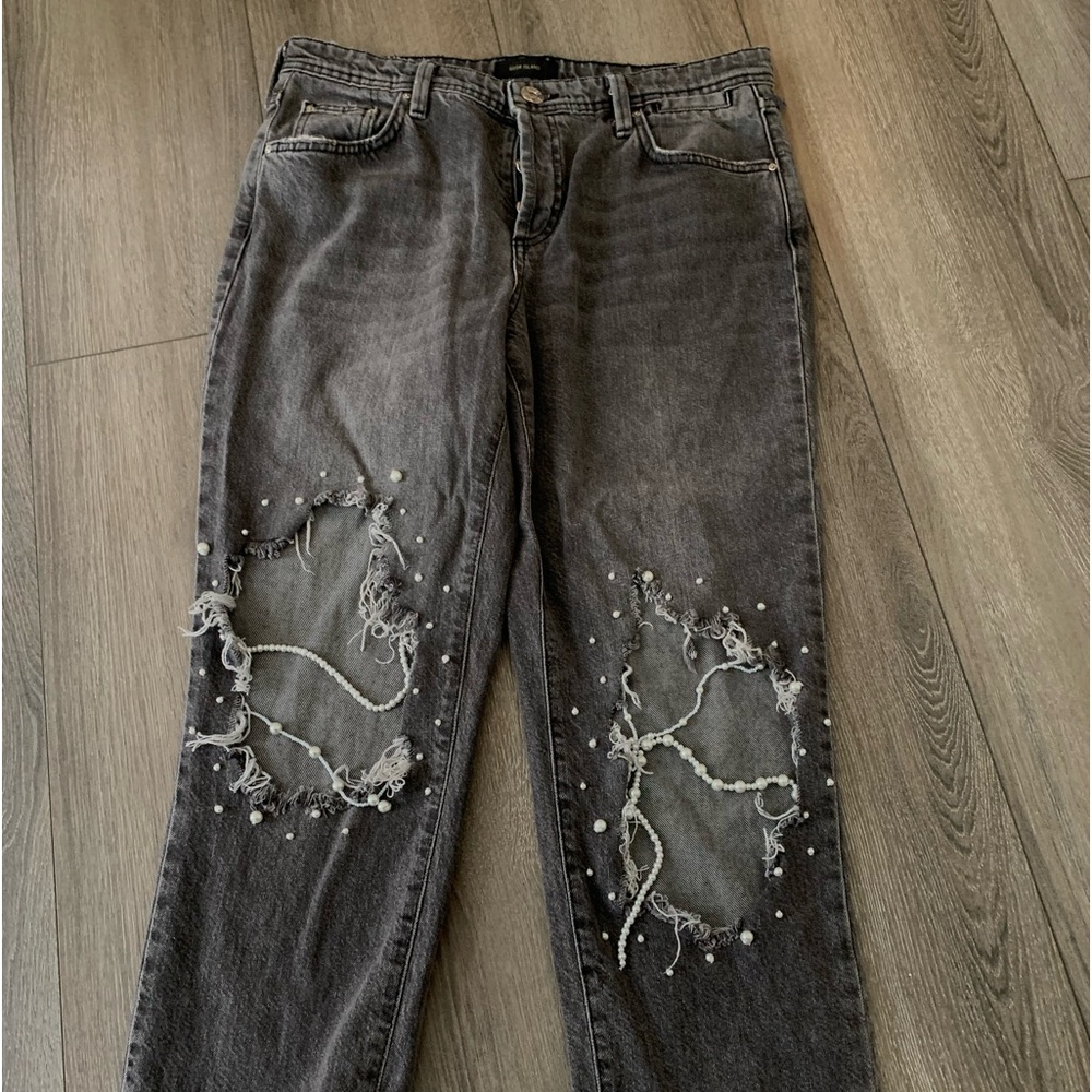 Size 12 river island ripped jeans with pearl design